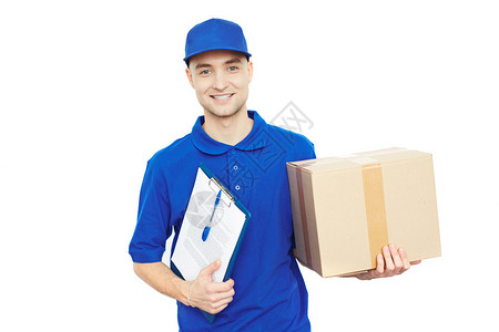 带包裹和送货文件的快信员在看图片