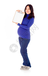 白种背景孤立的亚洲孕妇带空白标图片