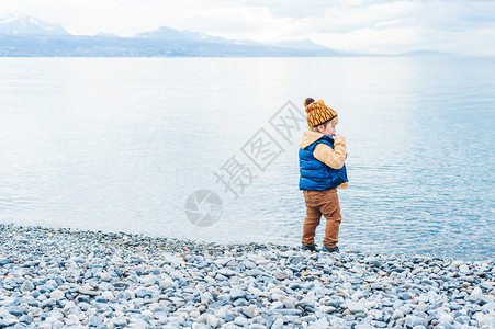 可爱的幼儿男图片