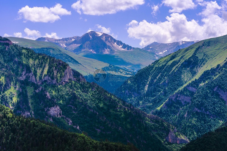 高原地区奥什滕山区峰LagoNa图片