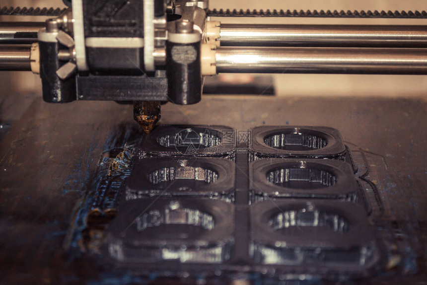 现代3D打印机打印特写宏自动三维3d打印机在实验室图片