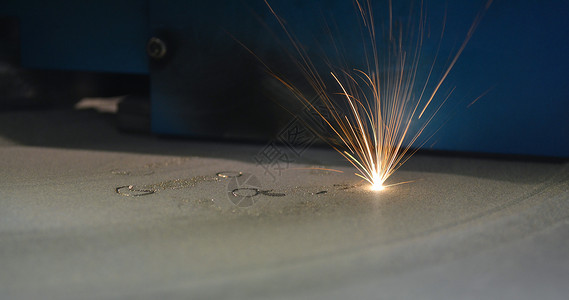 激光器金属激光烧结机金属在激光作用下在工作腔内烧结成所需的形状3D打印机打印金属现代增材技术4设计图片