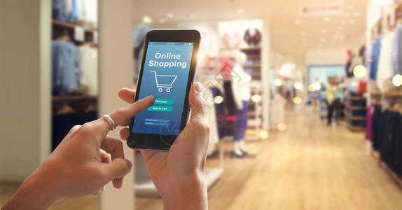 智能手机在线购物在女人手中移动屏幕上的网络连接在线支付商场图片