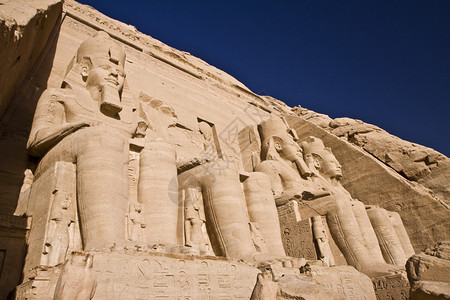埃及法老寺庙的石雕古埃及法图片