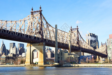 曼哈顿中城皇后区伯罗大桥纽约市位于东图片