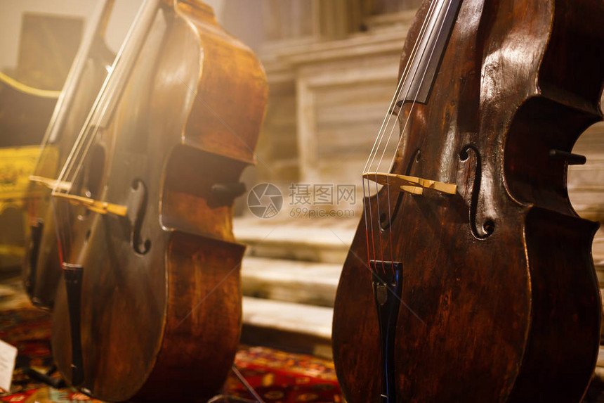 Cello管弦乐图片