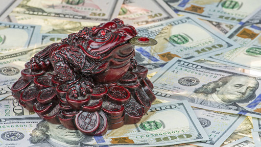 三足钱蟾金在各种美国百美元和五十美元钞票上作为财富的象征很多图片