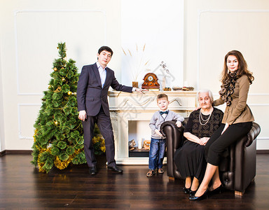 家庭假期世代圣诞节和人的概念带相图片