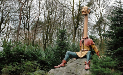 长颈族雕塑荷兰主题公园设计图片