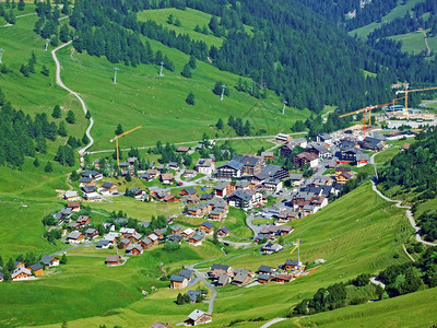 列支敦士登阿尔卑斯山脉的滑雪度假村Malbun图片