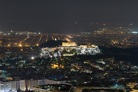 雅典的大都会城市灯光图片