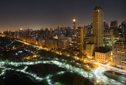 纽约市中央公园夜景鸟瞰图图片