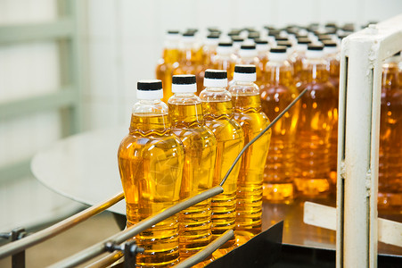 植物油生产厂植物油瓶装生产线图片