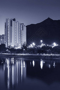 香港市夜间高楼民宅建筑图片