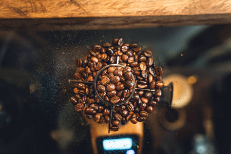 咖啡制咖啡从家里的背景图片