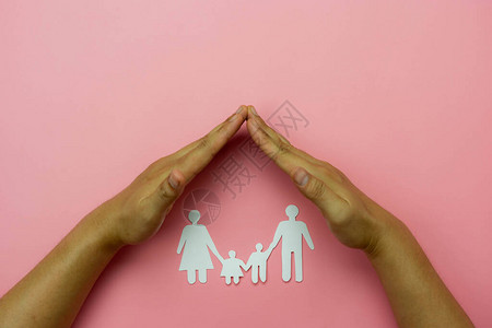 家庭护理保险概念爱与慈善图片