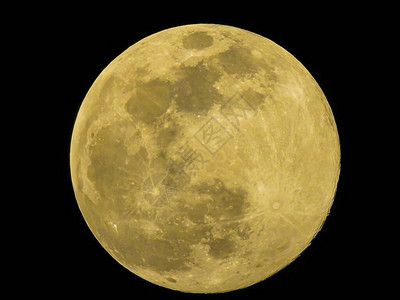 照耀着夜空的超级月亮图片