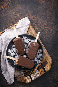 黑釉巧克力冰淇淋冰棒图片