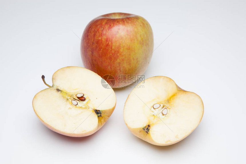 苹果含有丰富的维生素和多种特图片