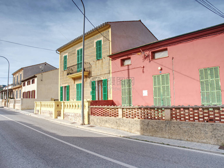 马洛卡岛SArraco镇主要街道图片