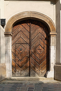 旧教堂的门图片