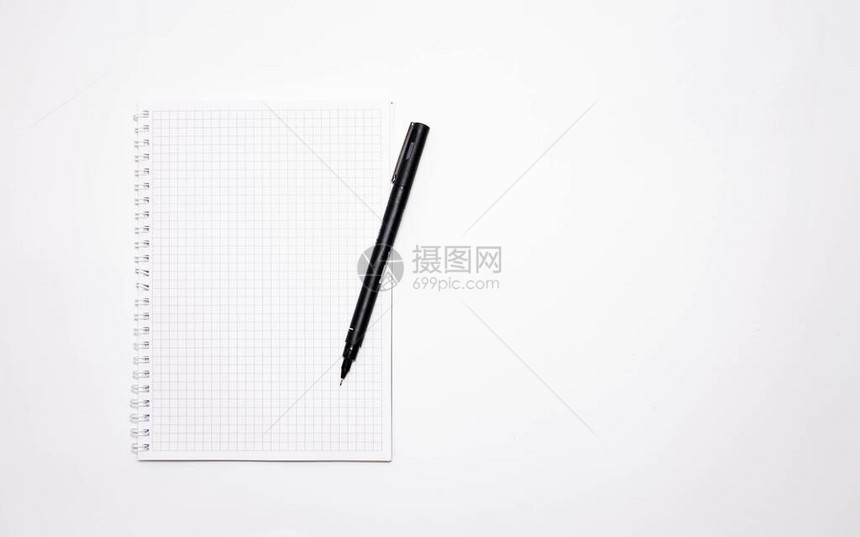 用黑色笔在白色背景上平方的笔记本记录想法笔记计划任务笔记本顶视图和侧视图平图片