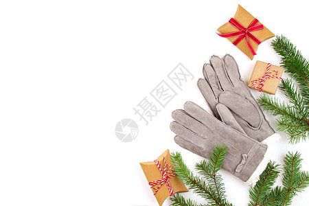 在圣诞节作文的顶视图与礼物圣诞树和的冬天手套模拟圣诞购物愿望清图片