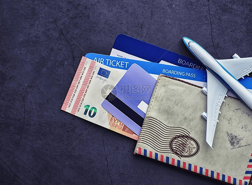 乘飞机行的机票和护照旅图片