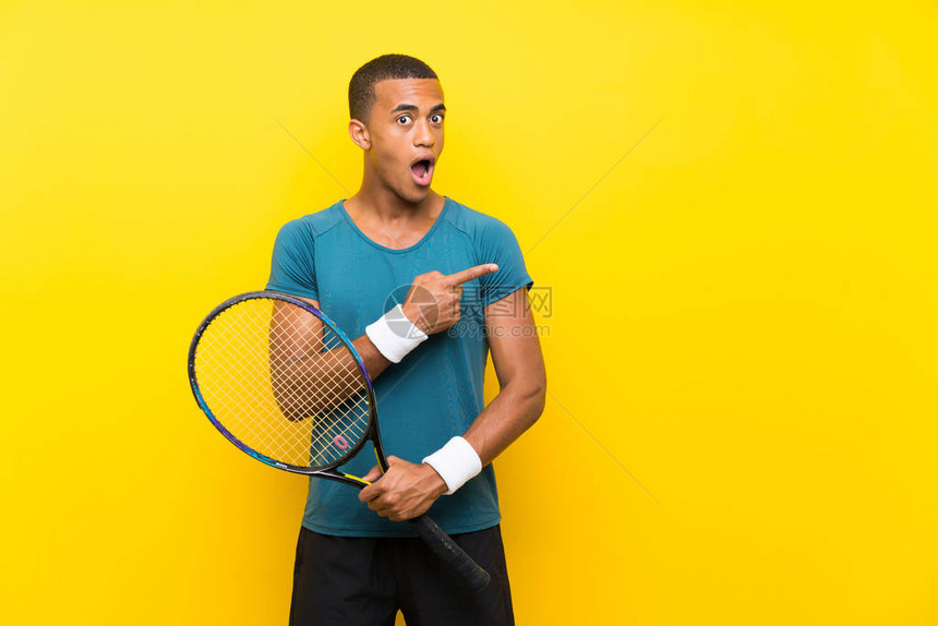 非裔美国网球运动员男子惊讶图片