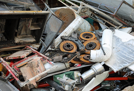 可再循环或污染材料回收利用堆放过程中收集的有图片