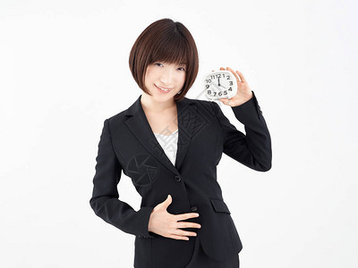 一名12点时的日本女办公室女职图片