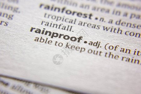 字典中的防雨背景图片