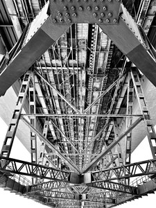 桥梁金属结构桥梁金属结构的碎片图片