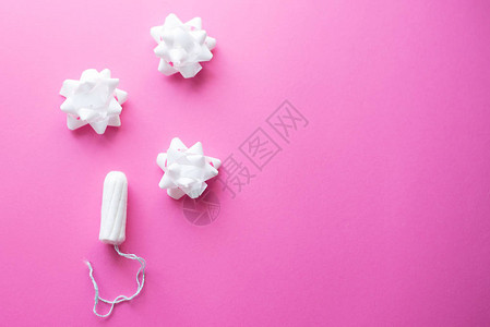月经周期女护理月经和私密产品概念图片