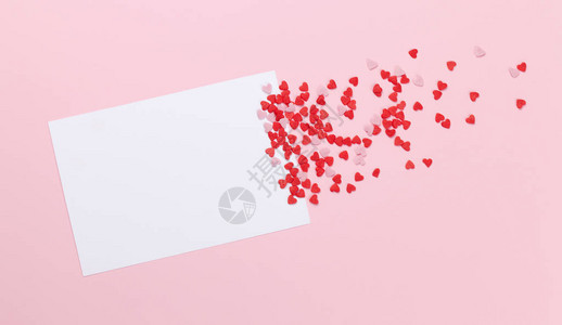 白贺卡和心形糖果假日模板圣诞节生日或情人节图片
