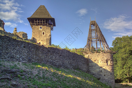 Nevitsky城堡废墟建于1图片