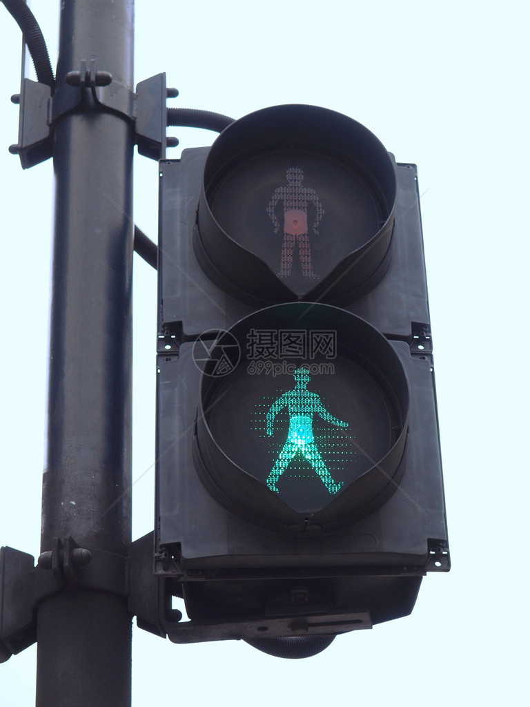 红绿灯或信号灯上的绿灯图片