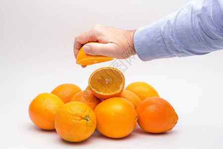 橙子是一种适合的体积的水果图片