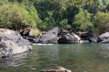Dudhsagar瀑布山河Mando图片