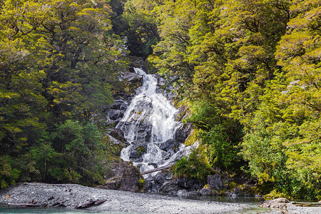 新西兰的风景瀑布南岛图片