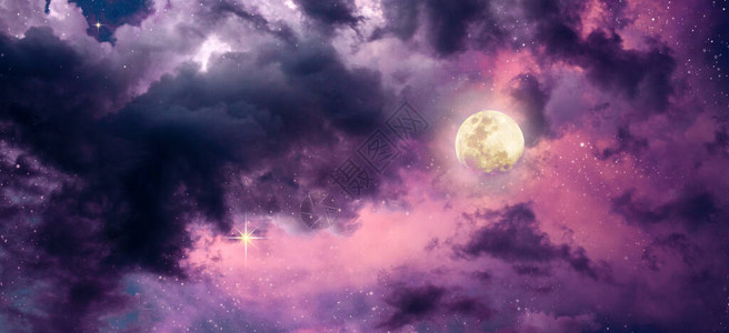 夜星天空与月亮和五颜六色的云彩图片