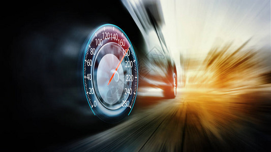 用车速表超速行驶的汽车汽车在模糊中快速行驶的图片
