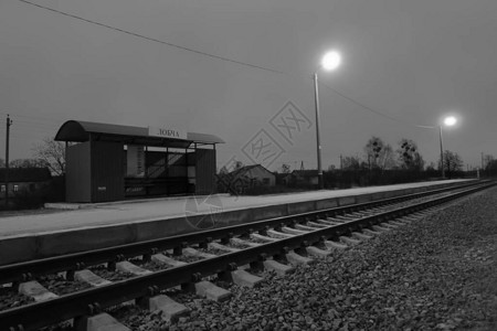 黑白的Lobcha铁路站图片
