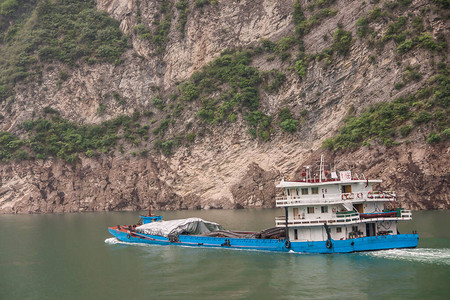 长江的西里峡谷背景图片