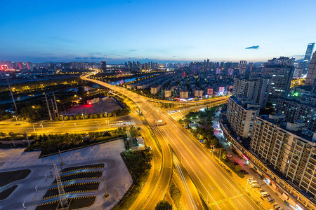 江苏无锡立交桥夜景鸟瞰图图片