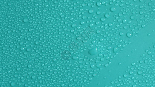 水滴凝结在塑料容器的盖子上图片