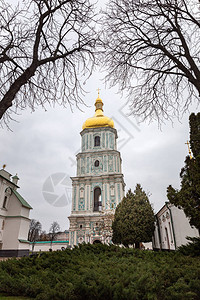 乌克兰基辅贝尔塔和圣索非亚大教堂图片