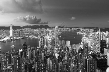 黄昏的香港维多利亚港图片