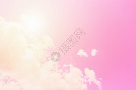 阳光的粉红天空背景美丽的温背景图片