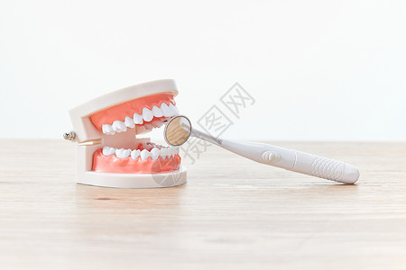 放大镜牙齿牙龈口腔护理概念背景